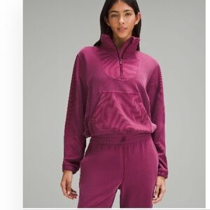 Lululemon Brushed Softstreme Ribbed
Half Zip